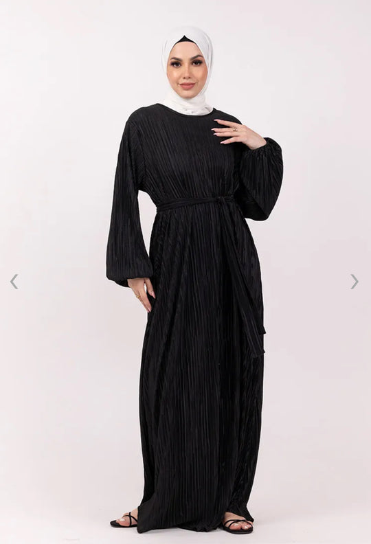 Plisse Abaya/ Dress with Belt in Black