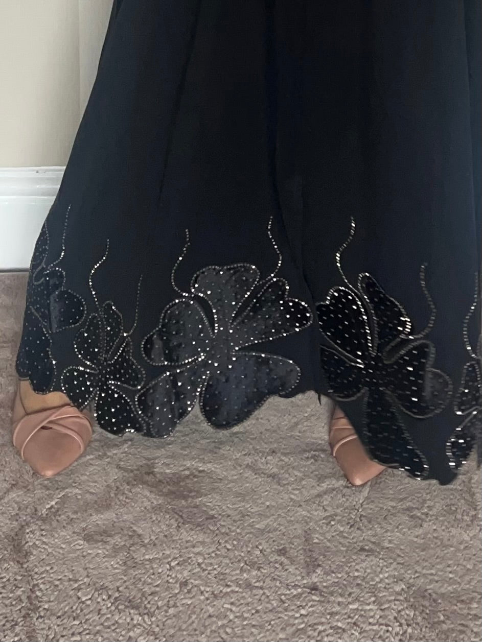 Velvet Flower Motif Abaya with front buttons