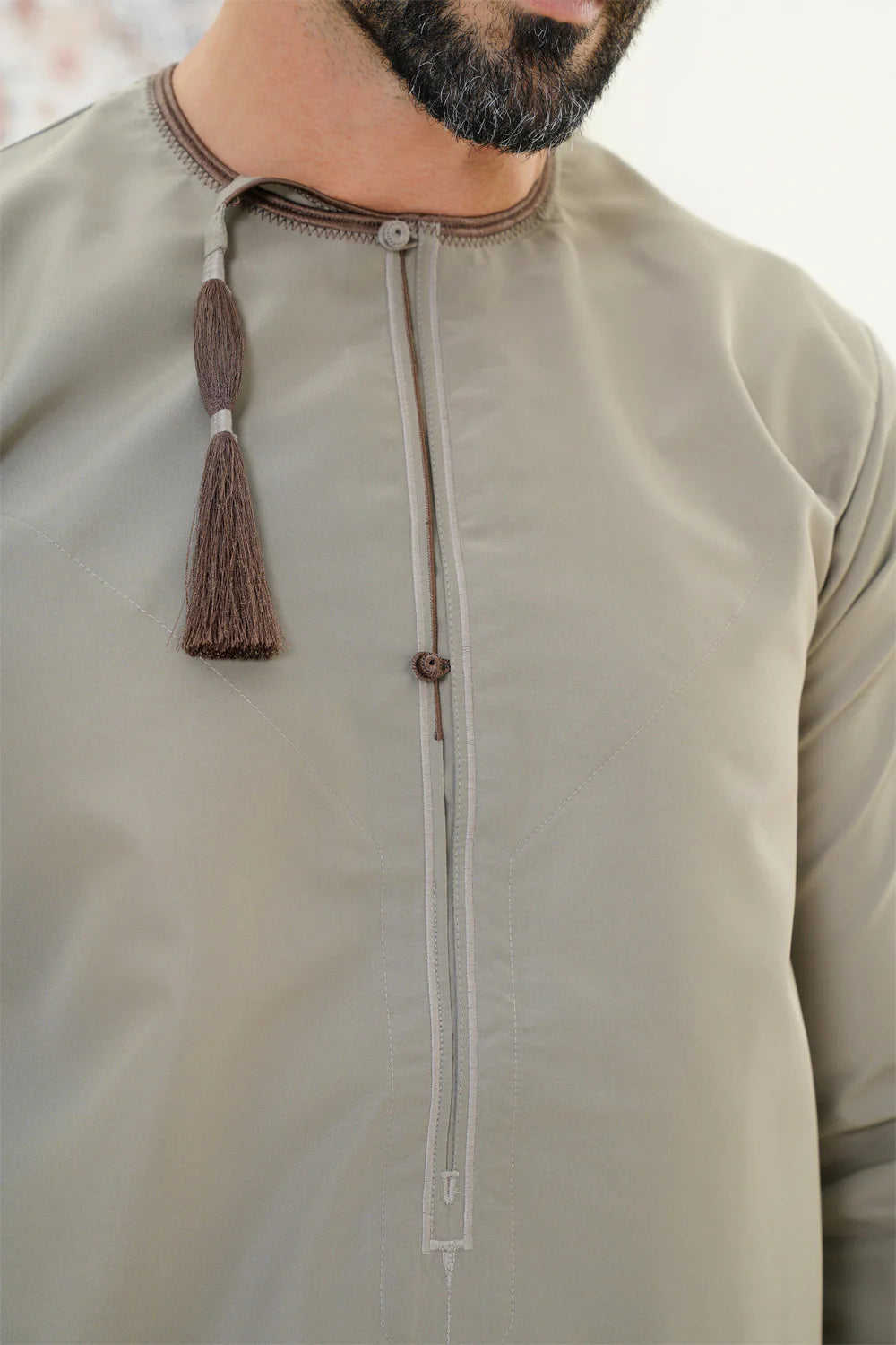 Faris Omani Thobe/Jubba - Walnut