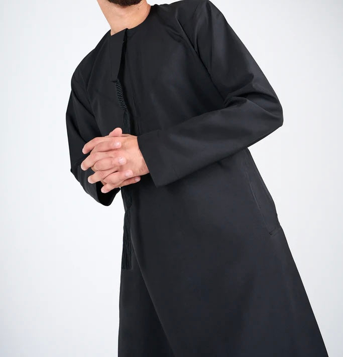Emirati Thobe/Jubbah Black