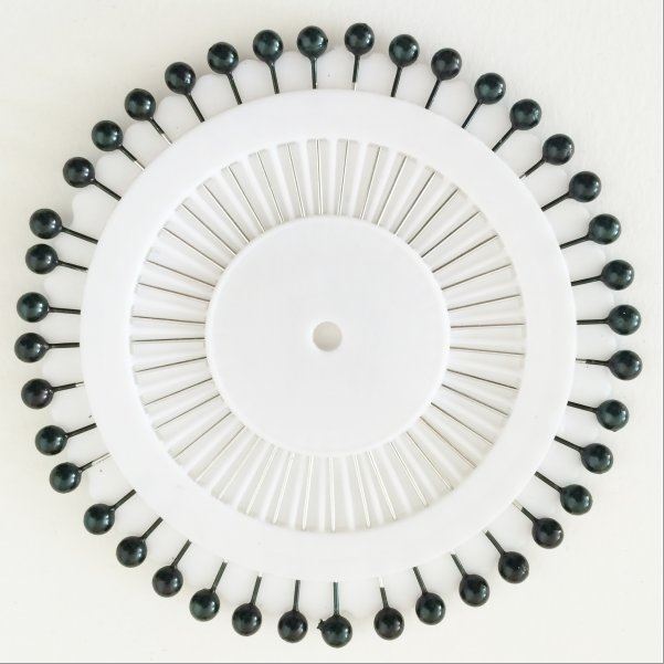 PIN WHEEL - SMALL BLACK