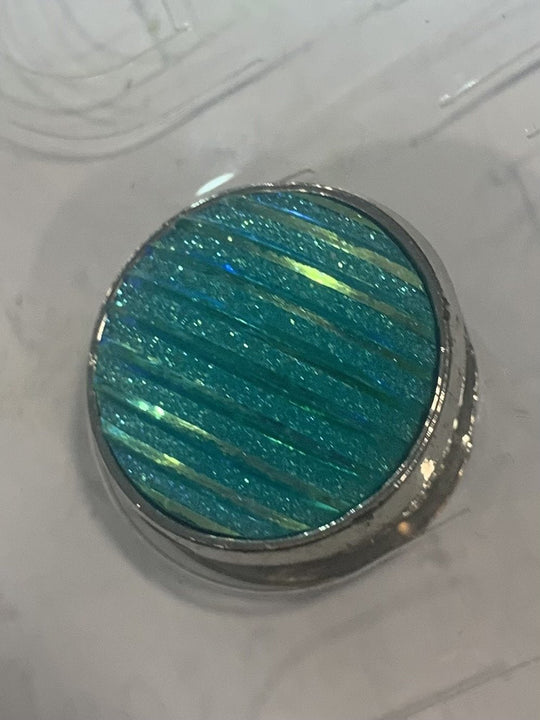 Magnetic Pair of Brooch/Pins/Clip  HP-colours