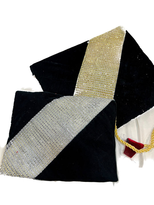 Velvet Juzdan Quran cover with string -Black