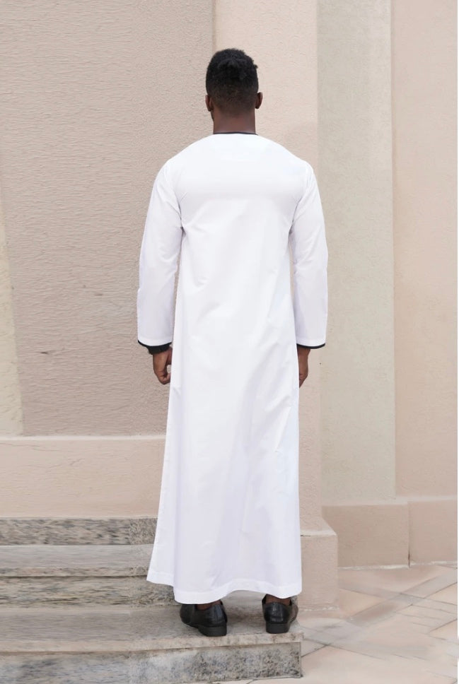 Chenille White Thobe with black -  CHM159