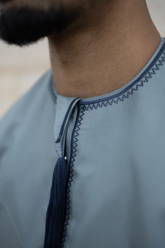 Embroidered Al Aniq Thobe/Jubbah - Grey Blue