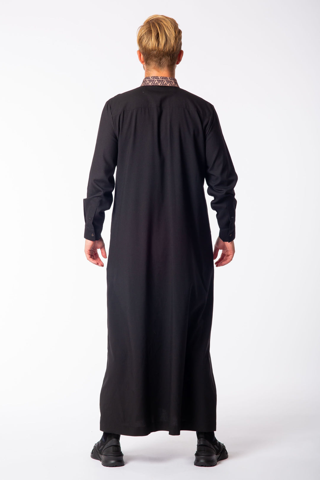 LW23016 Lawung Thobe/Jubba - Black