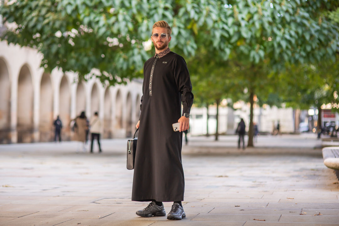 LW23016 Lawung Thobe/Jubba - Black