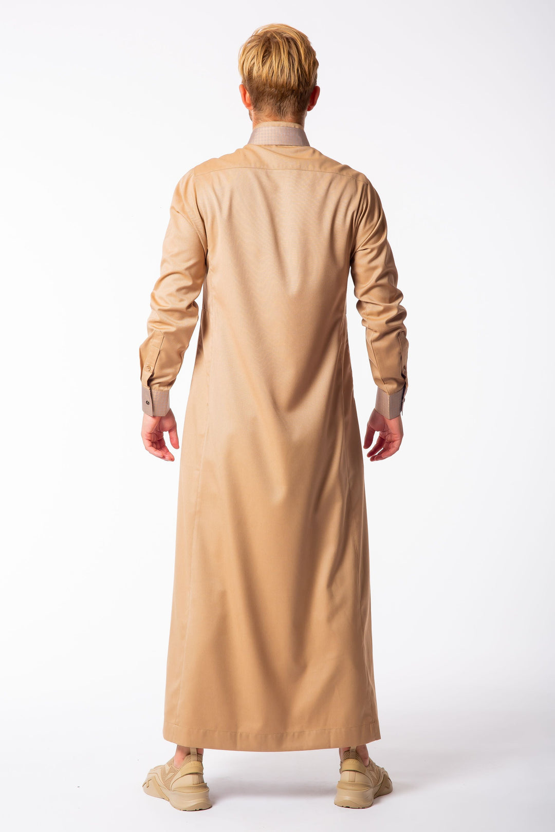 AA23026 Al Ameer Thobe/Jubba - Gold