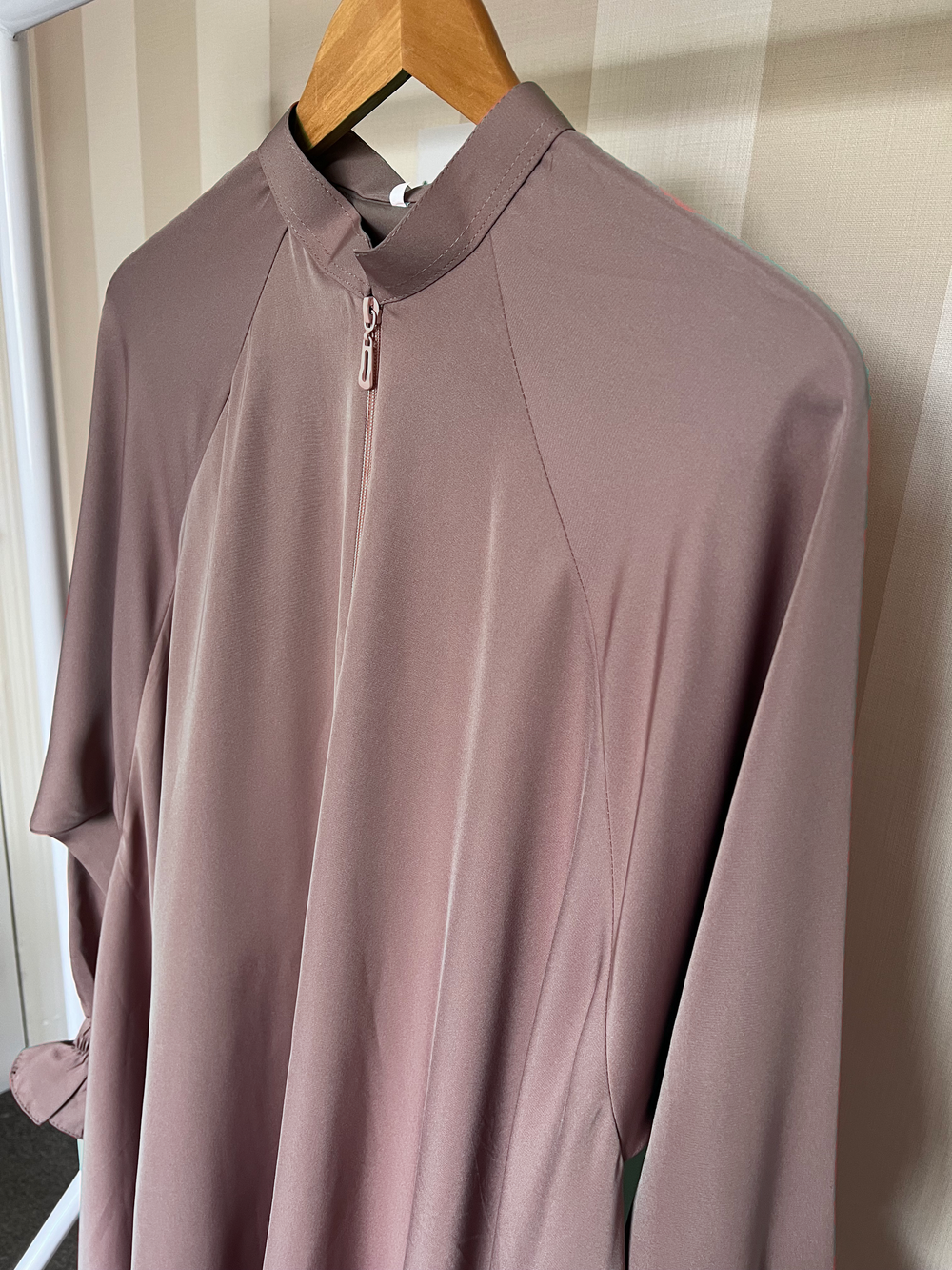 Full Zip Nida Umbrella Abaya - Mink